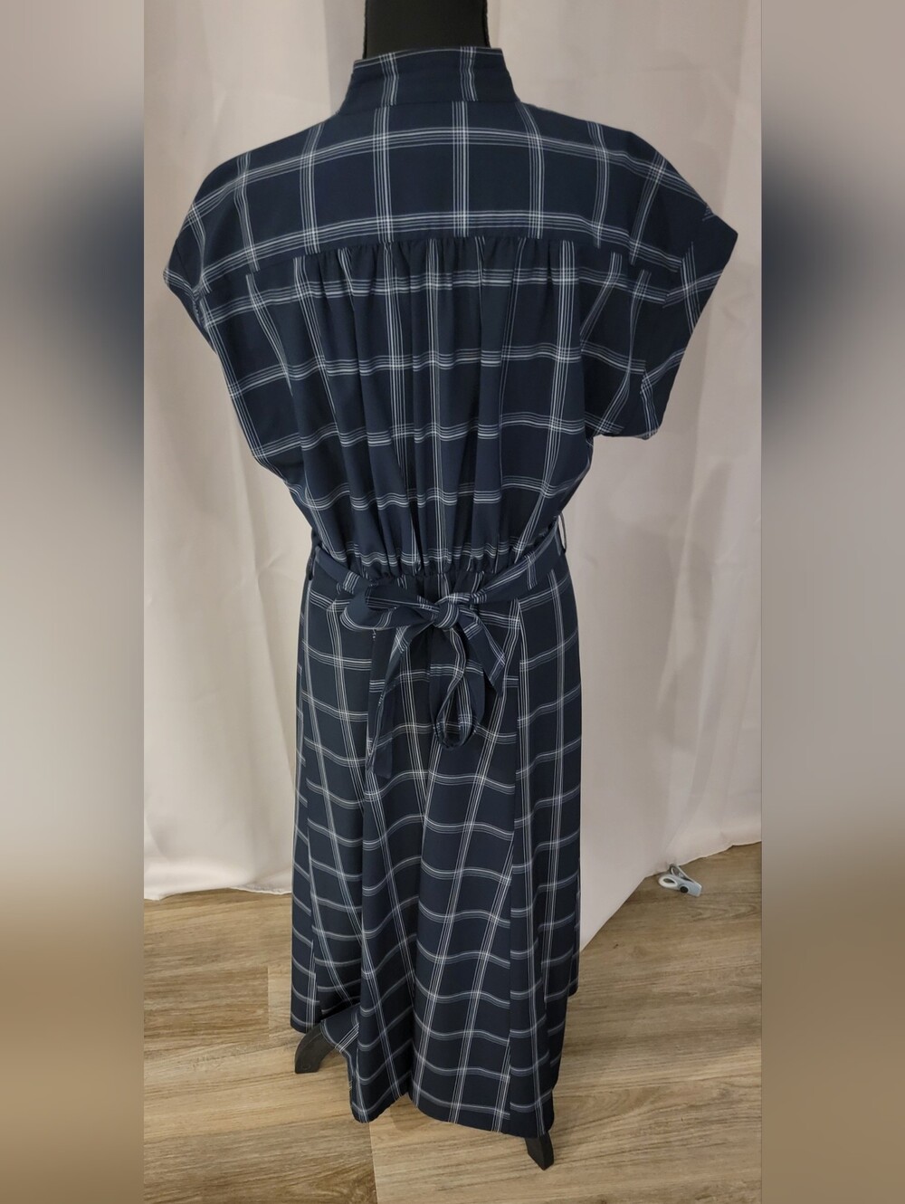 Calvin Klein Womens Size 8 Navy Blue Plaid Belted Midi Shirtdress - Picture 6 of 15
